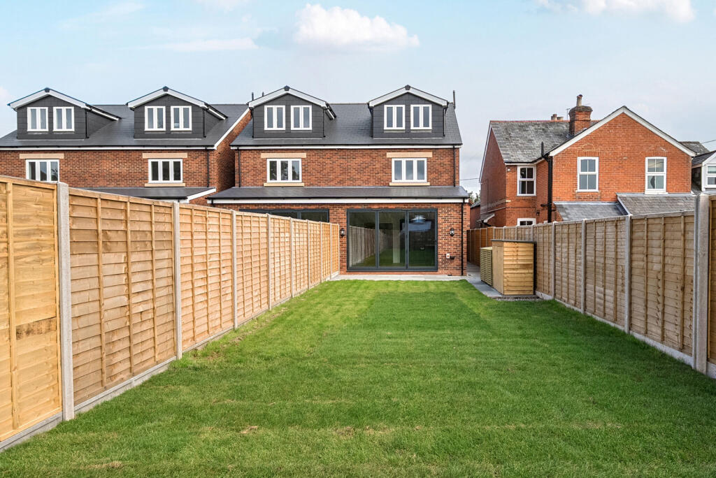 1356884-6-68cc15e...