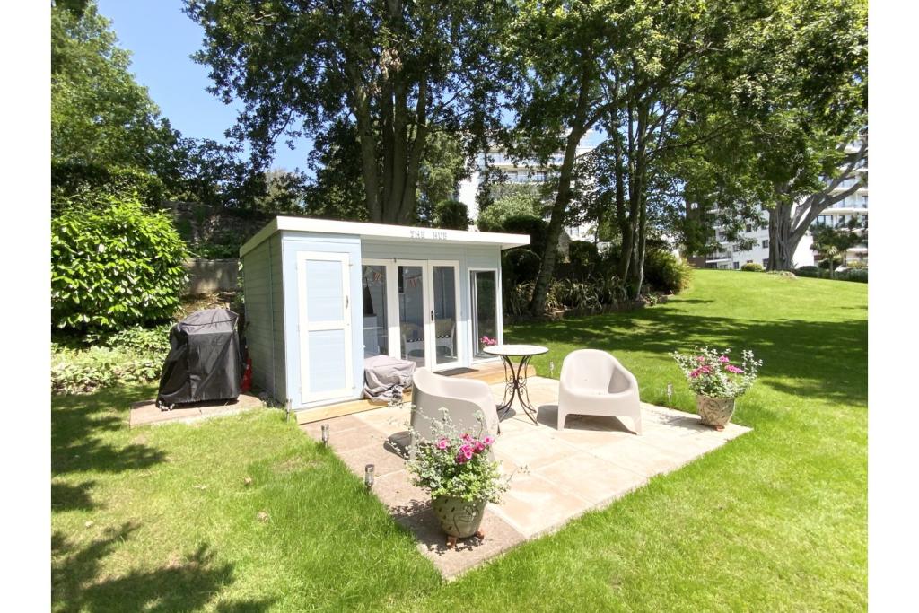 Summer Chalet