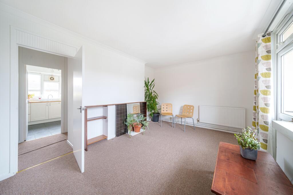 Living room 3