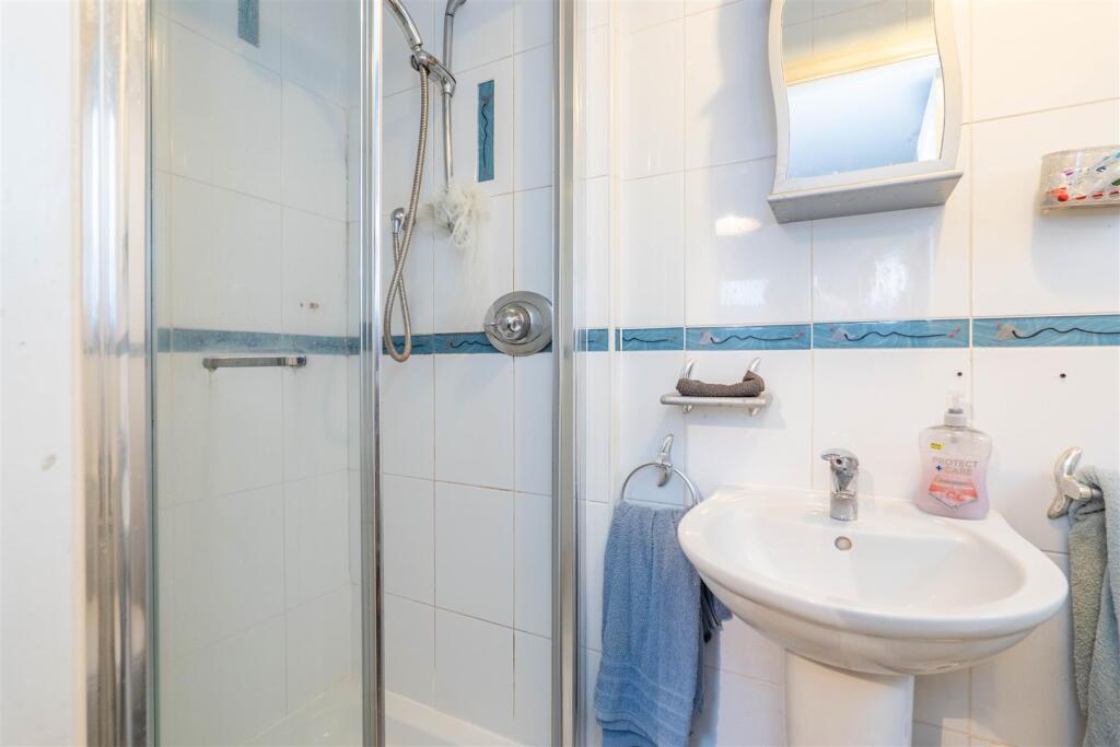 Master Bedroom Ensuite