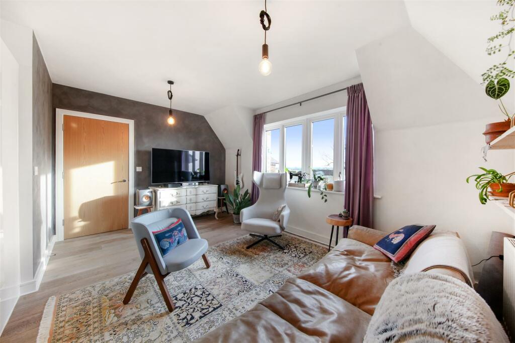 Flat 11, 1 Guardhouse Way - JM3qNUVV1CXl77RjLuez.j