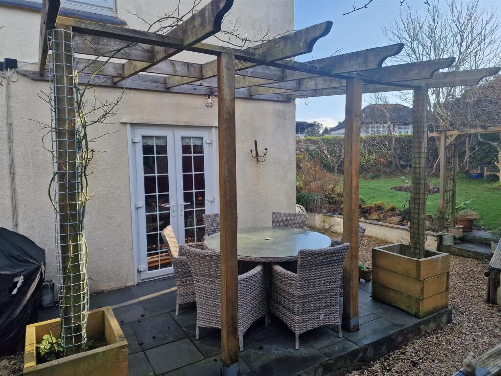 External Seating.