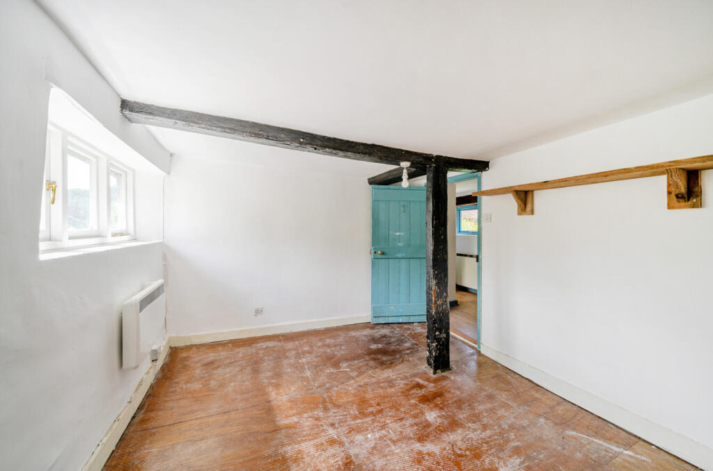 1300755-5-6836db9...