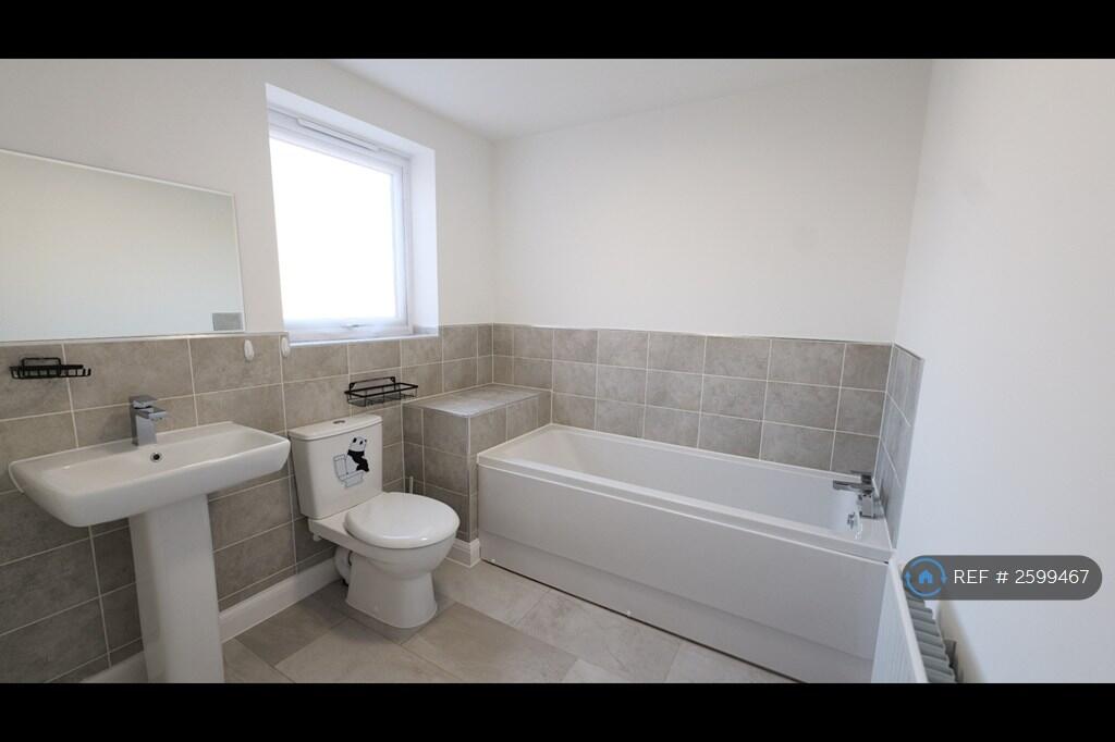 Main Bathroom