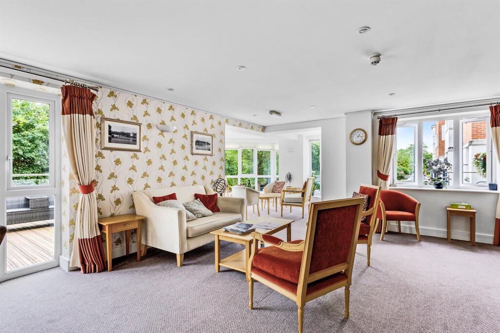 02-6648CH_22CRAYSHAWCOURT_RG48EQ_MCS83865_-10-medi