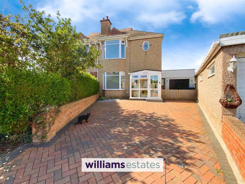 driveway &amp; front