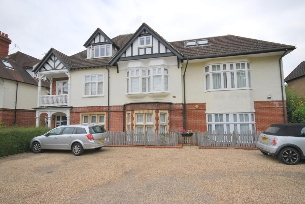 2 Bed Unfurnished Luxury Apartment