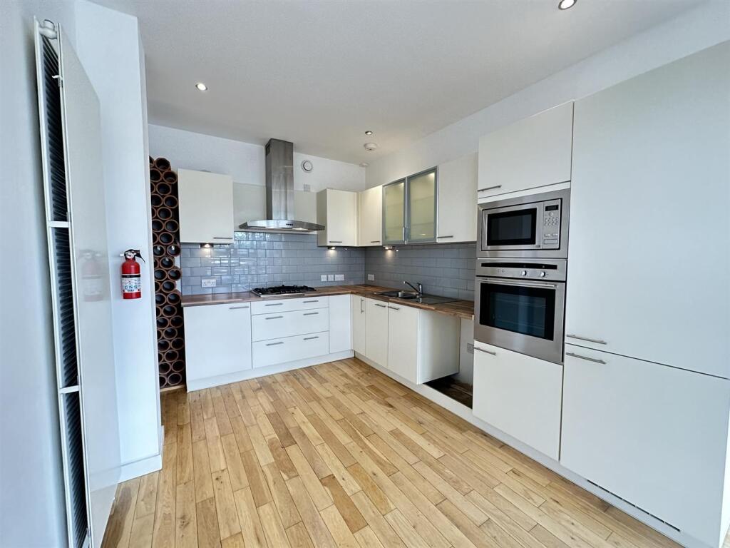 Kitchen.JPEG
