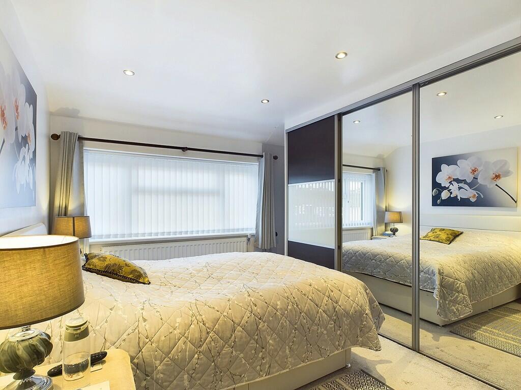 CAM03582G0-PR0049...