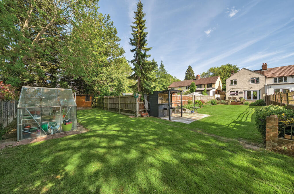 1290256-9-6824bb4...