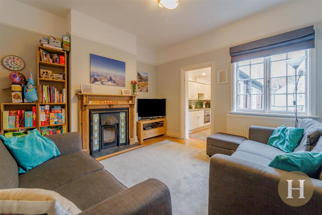 Hadleigh Estate Agents-4.jpg