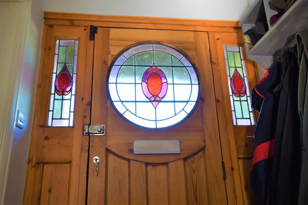 ENTRANCE HALL