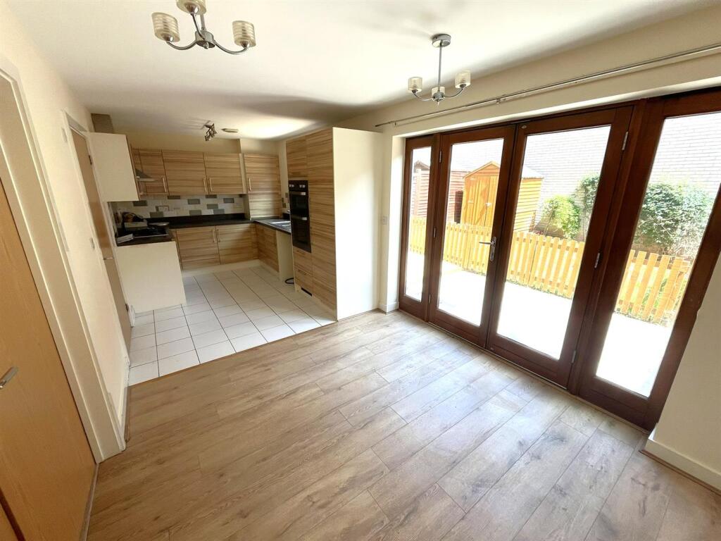 Kitchen / Diner