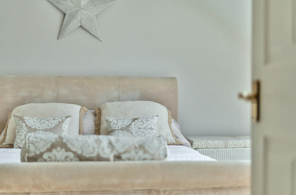 1315534-22-685e96...