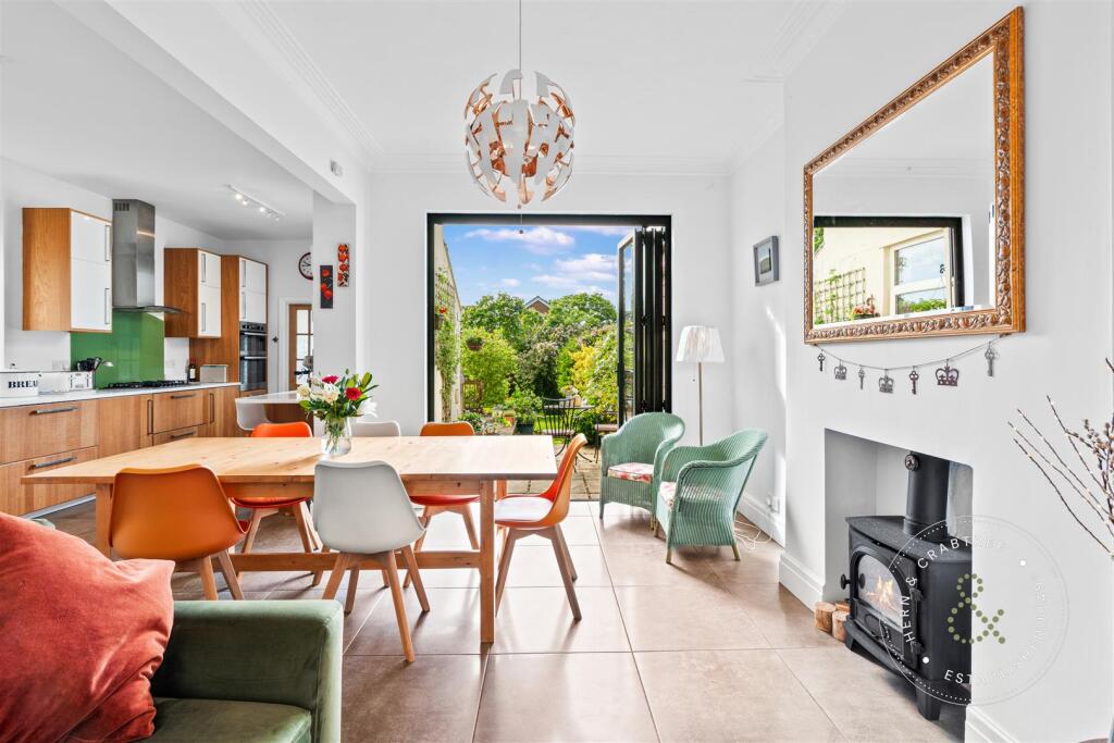 Melbourne Road, Hern Crabtree (21).jpg