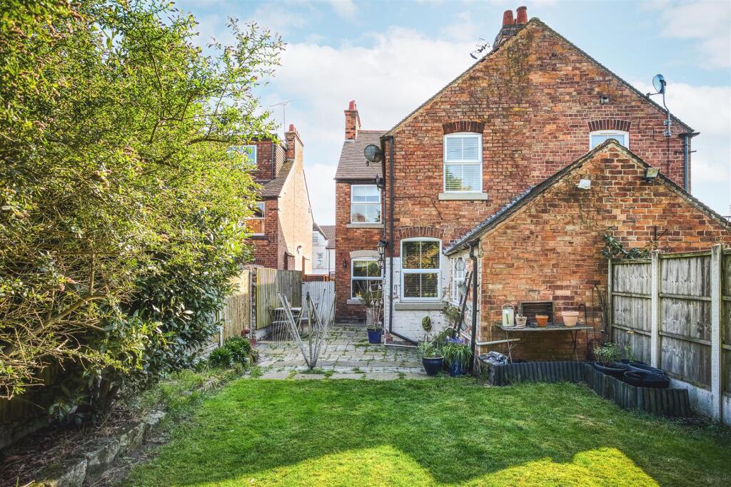 2025-04-03 14.33.22-2_HDR.jpg