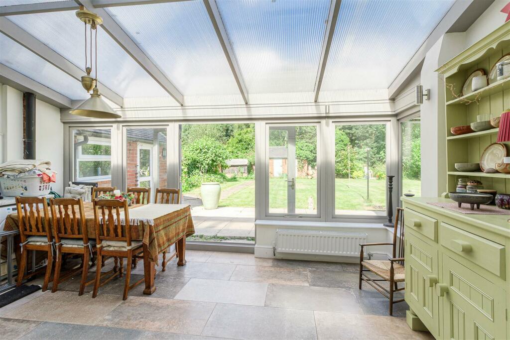 18 Burton Road, Measham