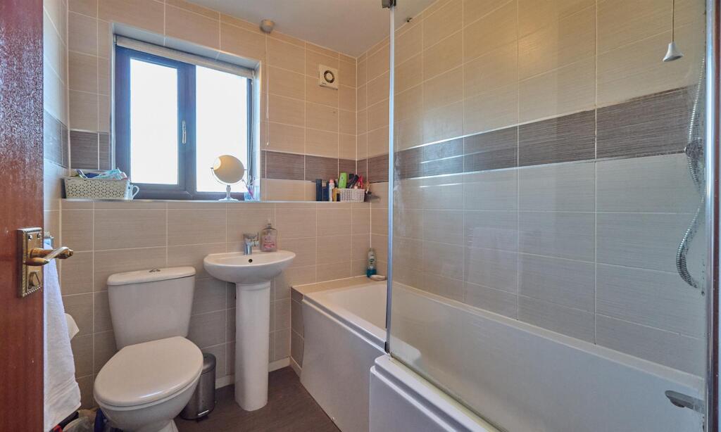 BATHROOM TO FRONT