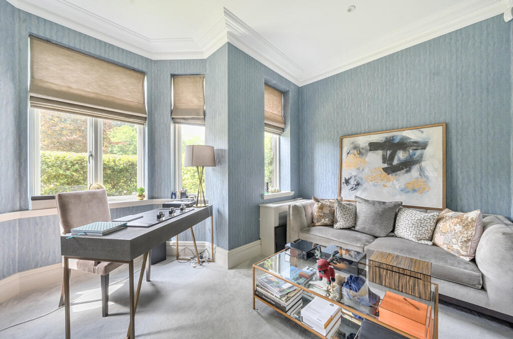 1294367-13-684b58...