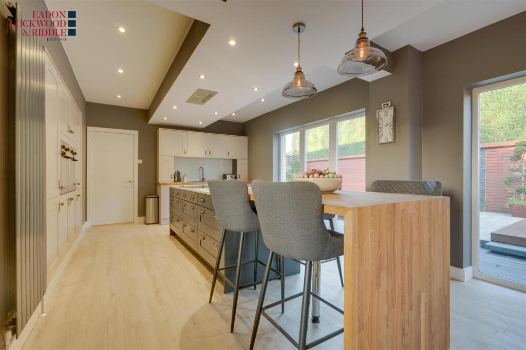 Kitchen_Breakfast Room