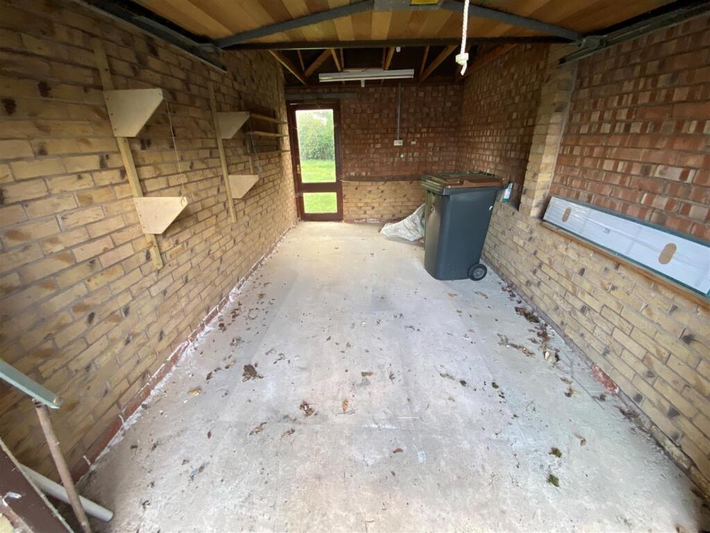 Garage.jpg