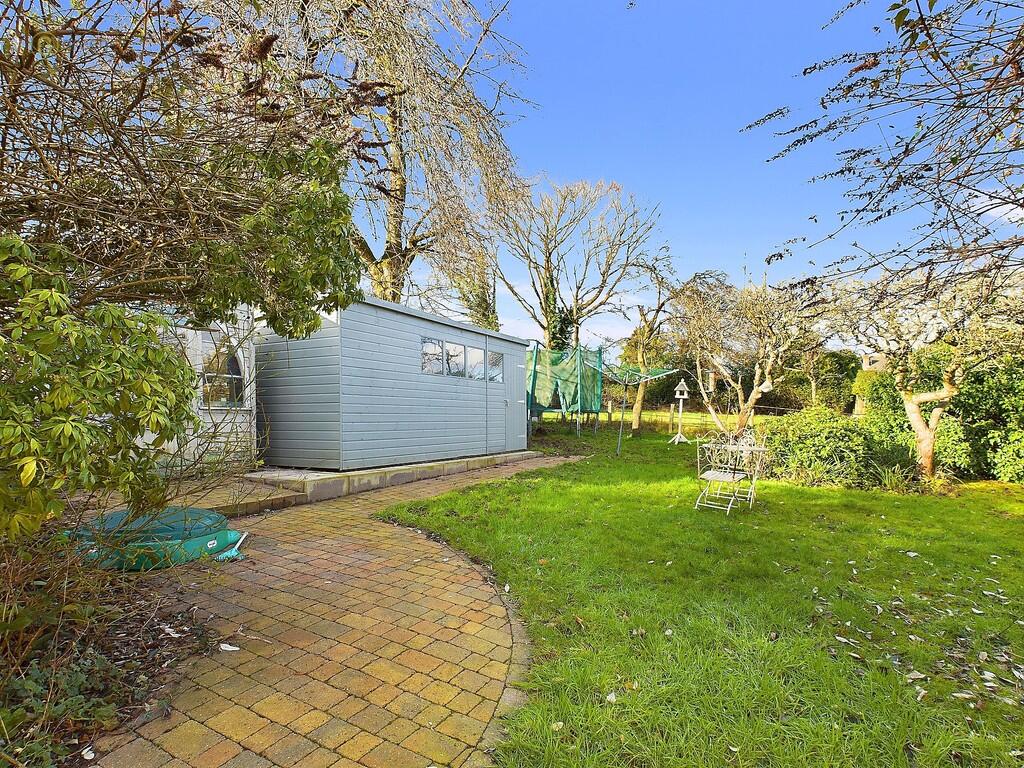 CAM03830G0-PR0111...