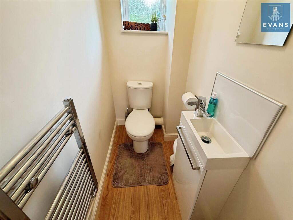 Ground Floor Wc