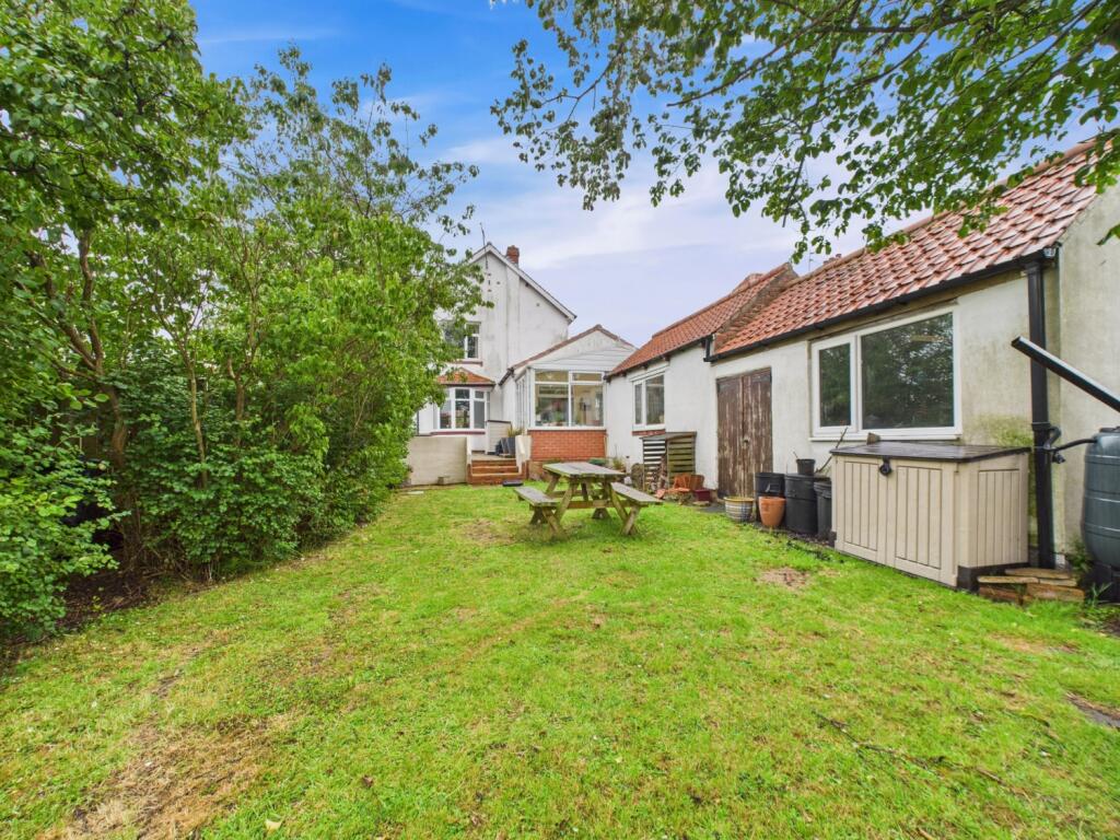 CAM02195G0-PR0081-STILL060