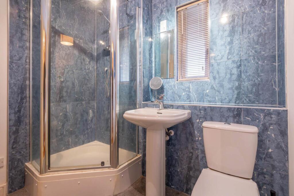 Bathroom 2