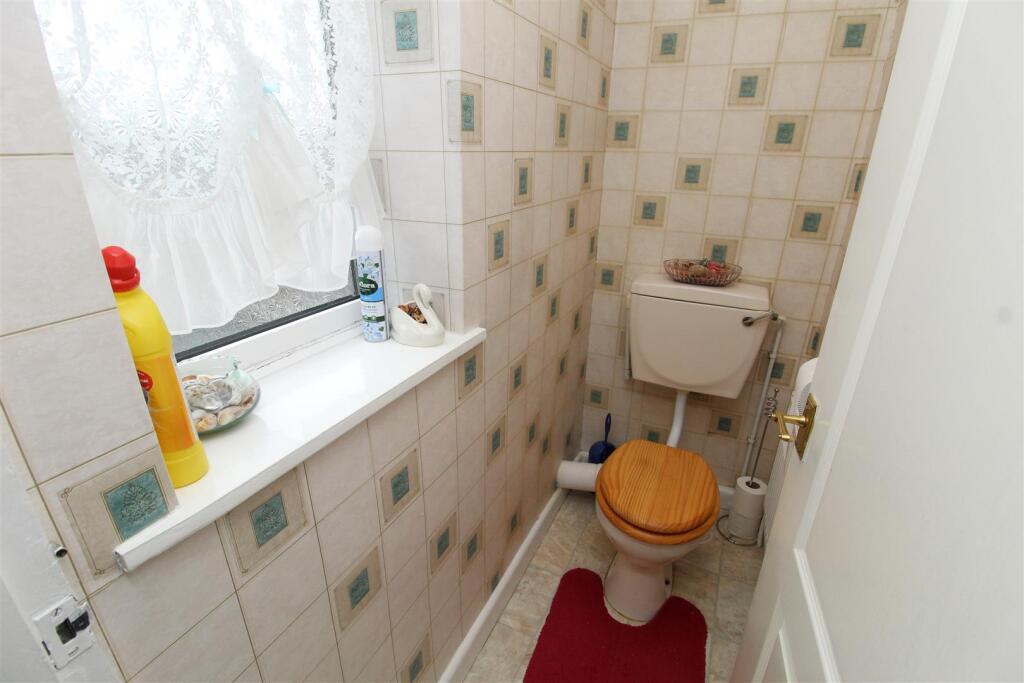 WC.JPG