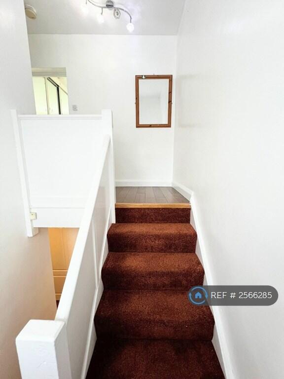Upper Stairway (To 2nd Floor)