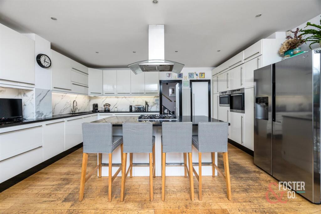 Hove Park Road, 57-007.jpg