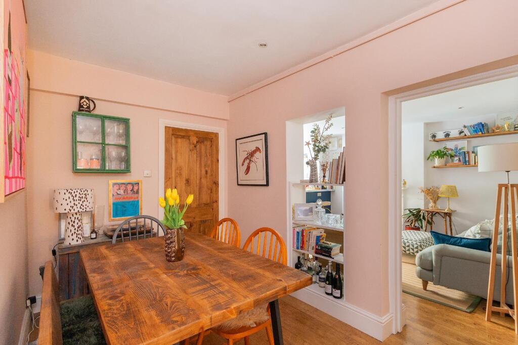 G0F2WPCN - Dining Room B.jpg