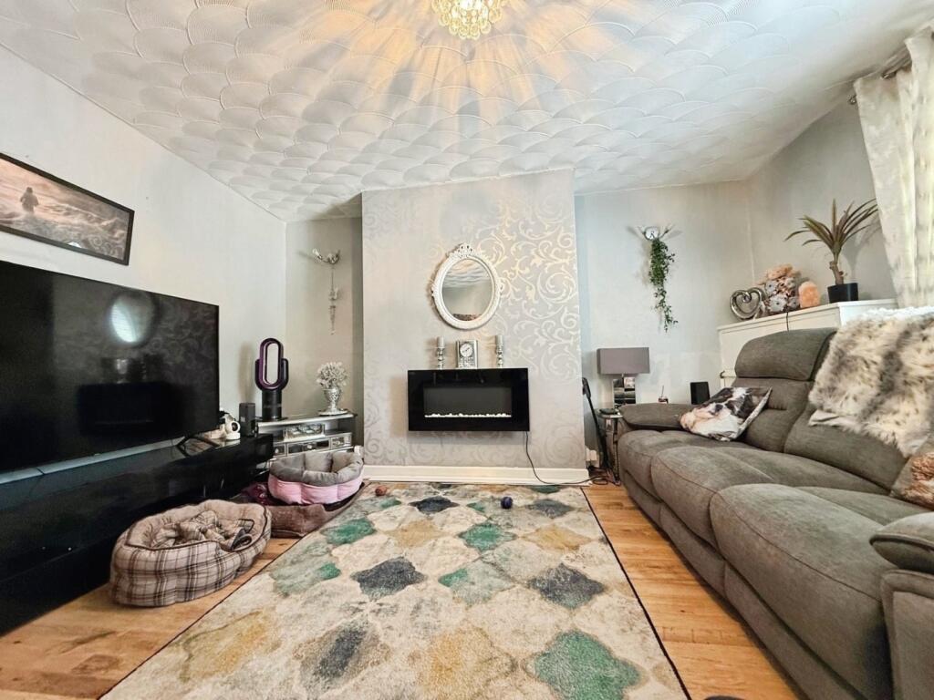 pbox-living_room-323607.jpg