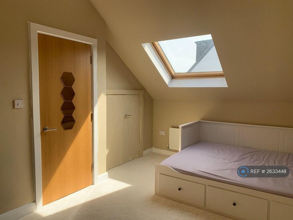 Ensuite Bedroom