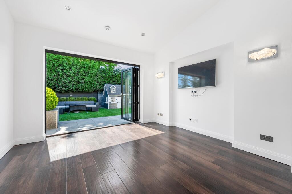 Kitchen-Dining-Family Room