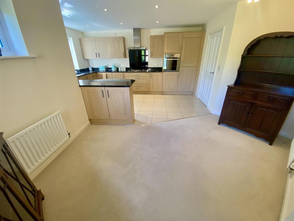 Bramleys Estate Agents - Marmaville Court - Mirfie