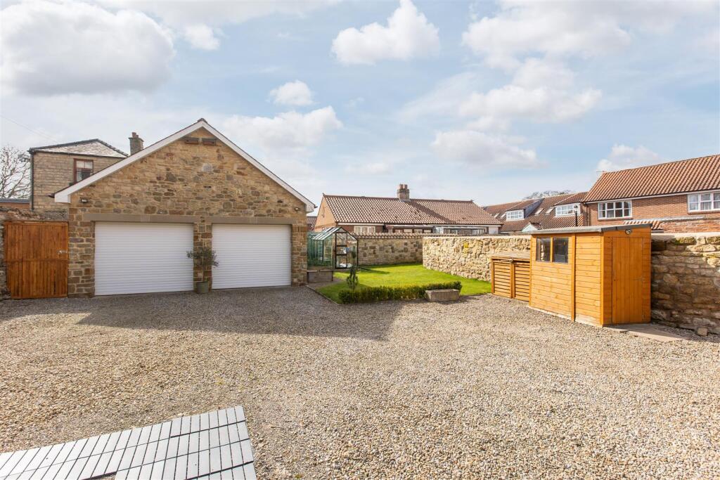 The Stone House External-3.jpg