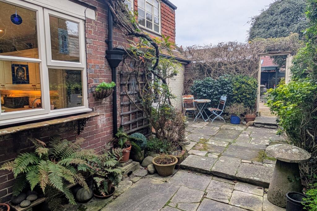 GARDEN