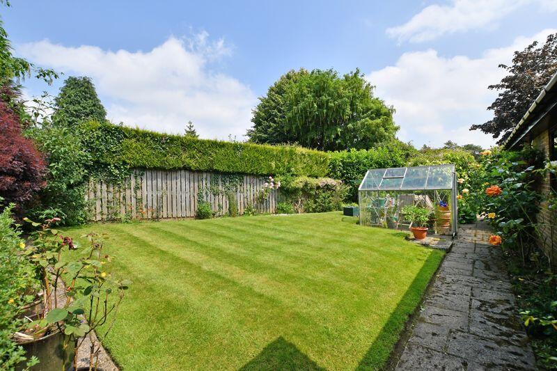 Wraparound Garden 