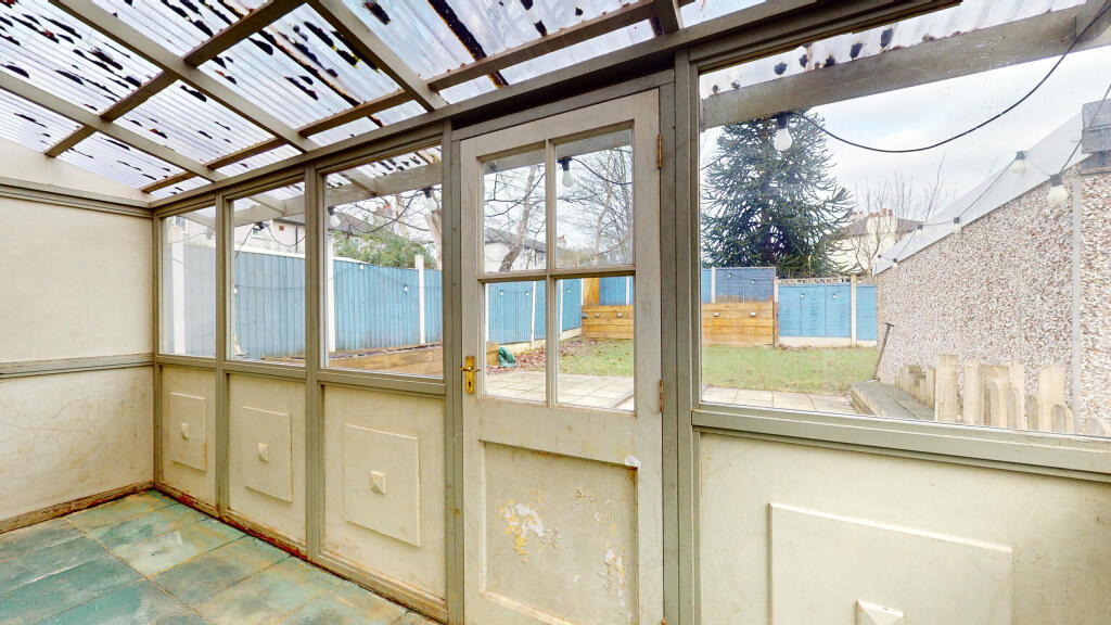 16-Hawkswood-Place-01092024_162621