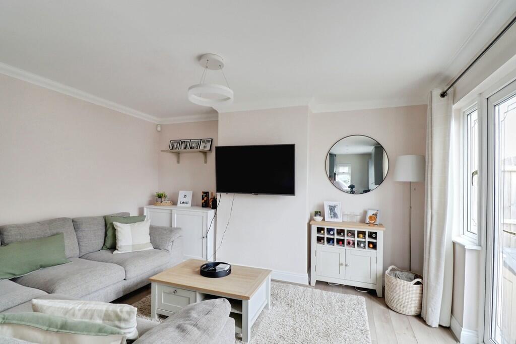 935add35-img_1837...