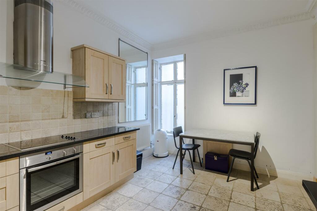 11, 2 Mansfield Street-13.jpg