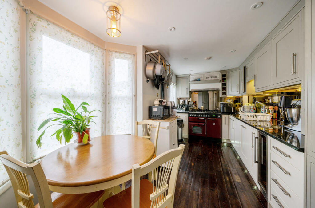 Kitchen / Diner