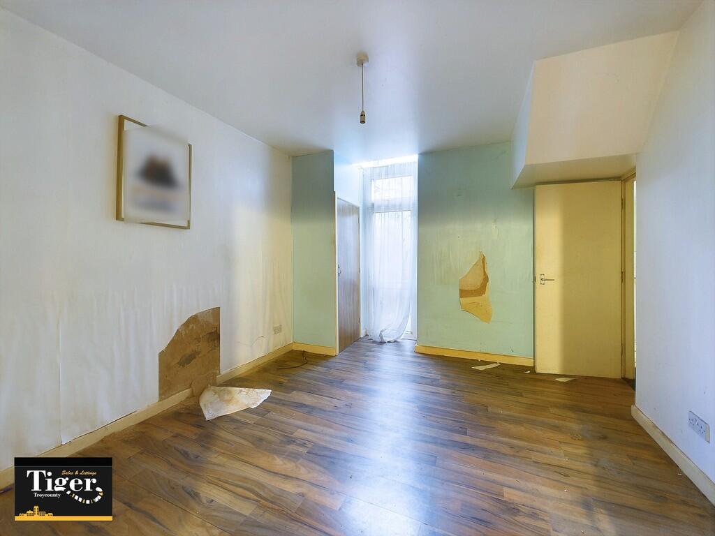 CAM03440G0-PR0236...