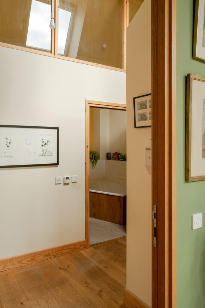 269120 - Whinwhistle Road, East Wellow SO51 6BH...