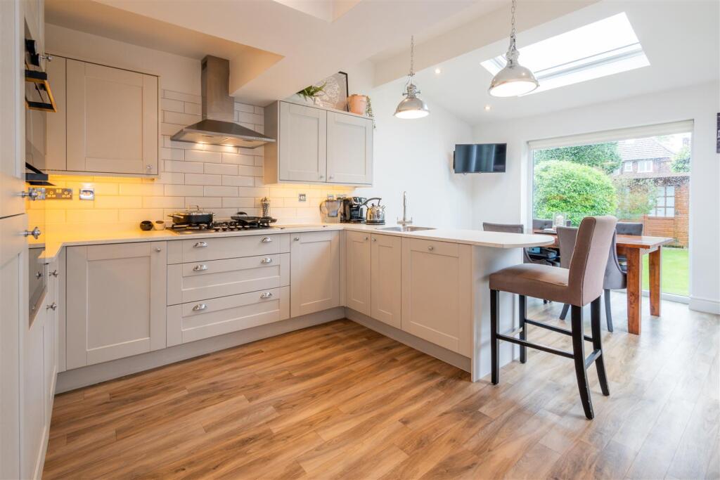 Dining Kitchen