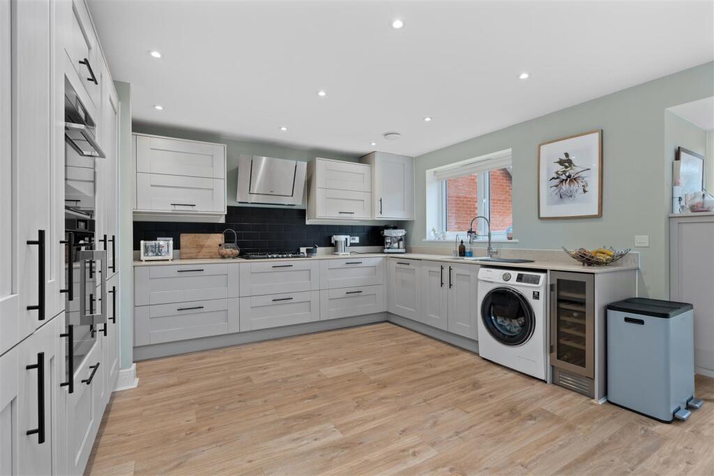 Oxlease - HIGH RES (11).jpg