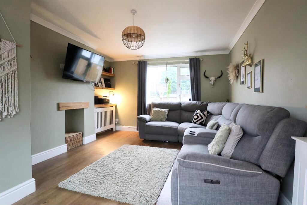 Living room.jpg