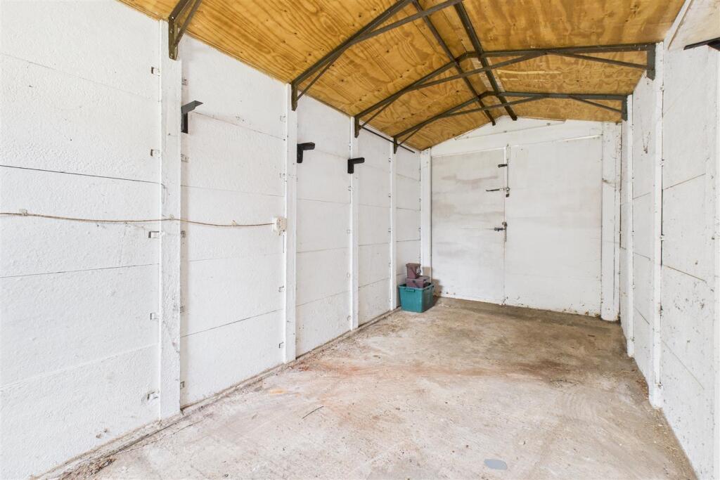 14 Dentwood Grove, Coombe Dingle, Bristol BS9 2QH 